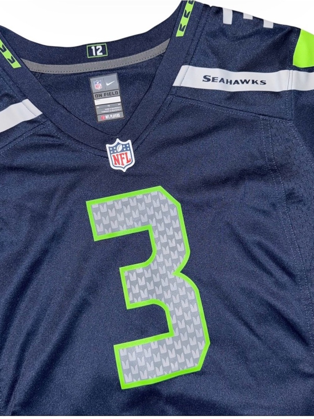 Nike Seattle Seahawks Russell Wilson #3 Jersey Navy Blue Women's Size XL